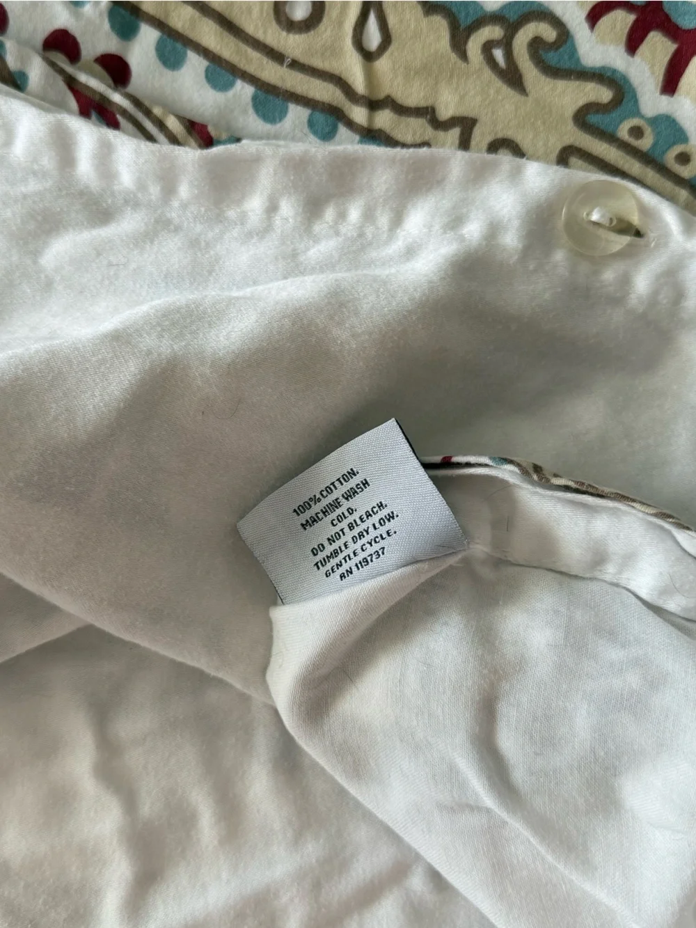 Bella Lux Cream Paisley Medallion Duvet cover with matching pillowcases